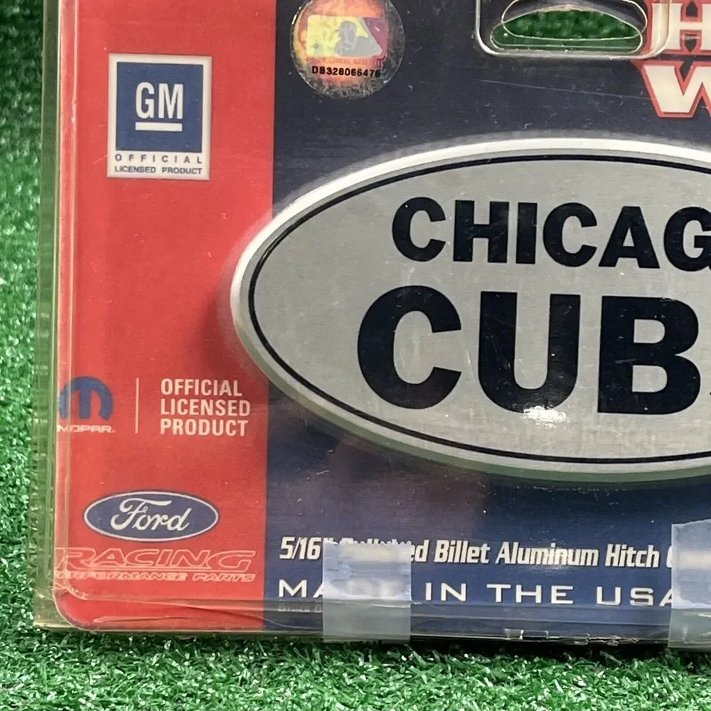 Chicago Cubs‎ Trailer Hitch Cover 5/16